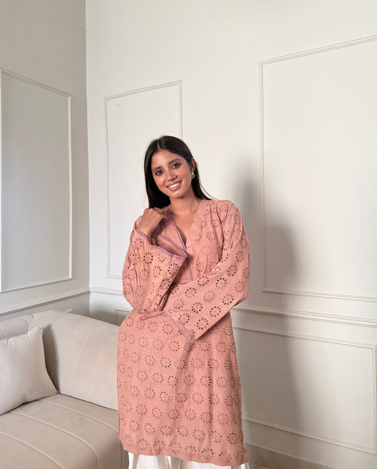 Delicate hakoba kurti with farshi salwar