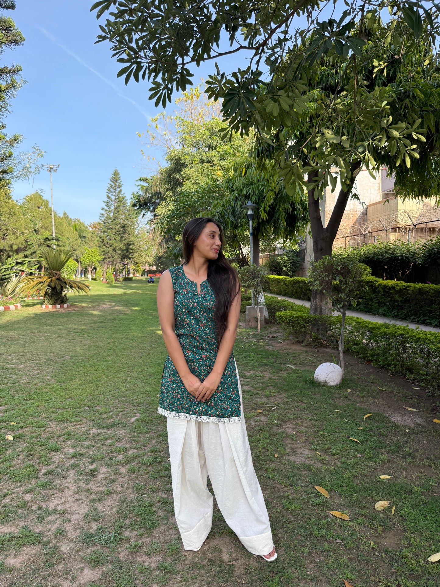 Classic floral farshi salwar suit set
