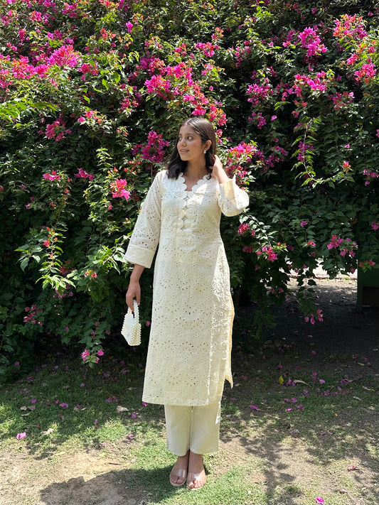 off white kurti
