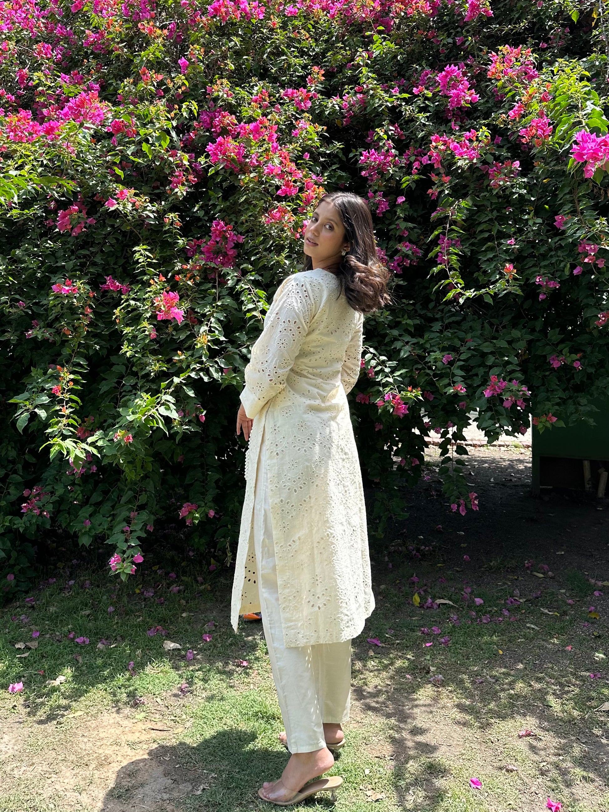 off white kurti