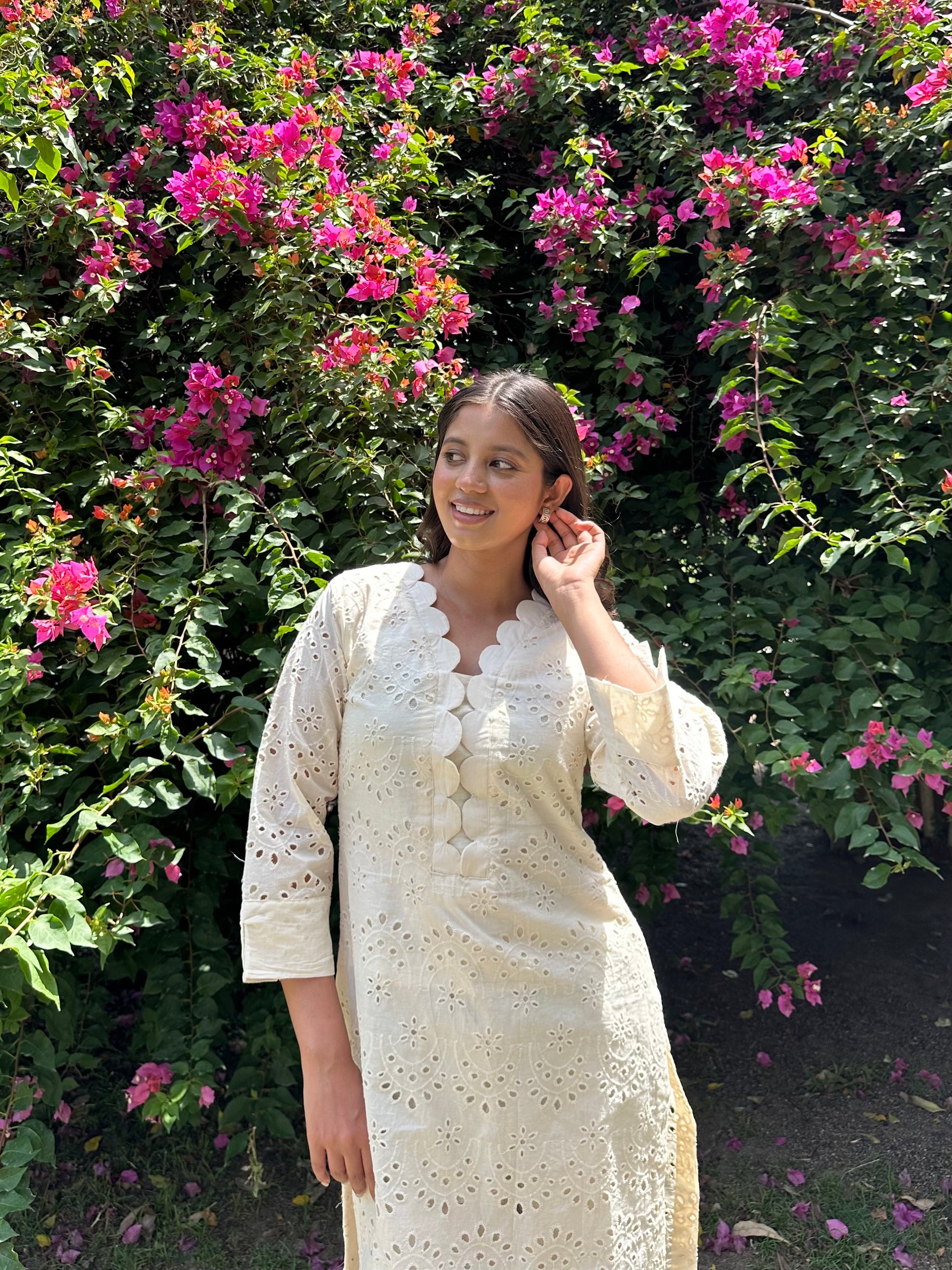 off white kurti