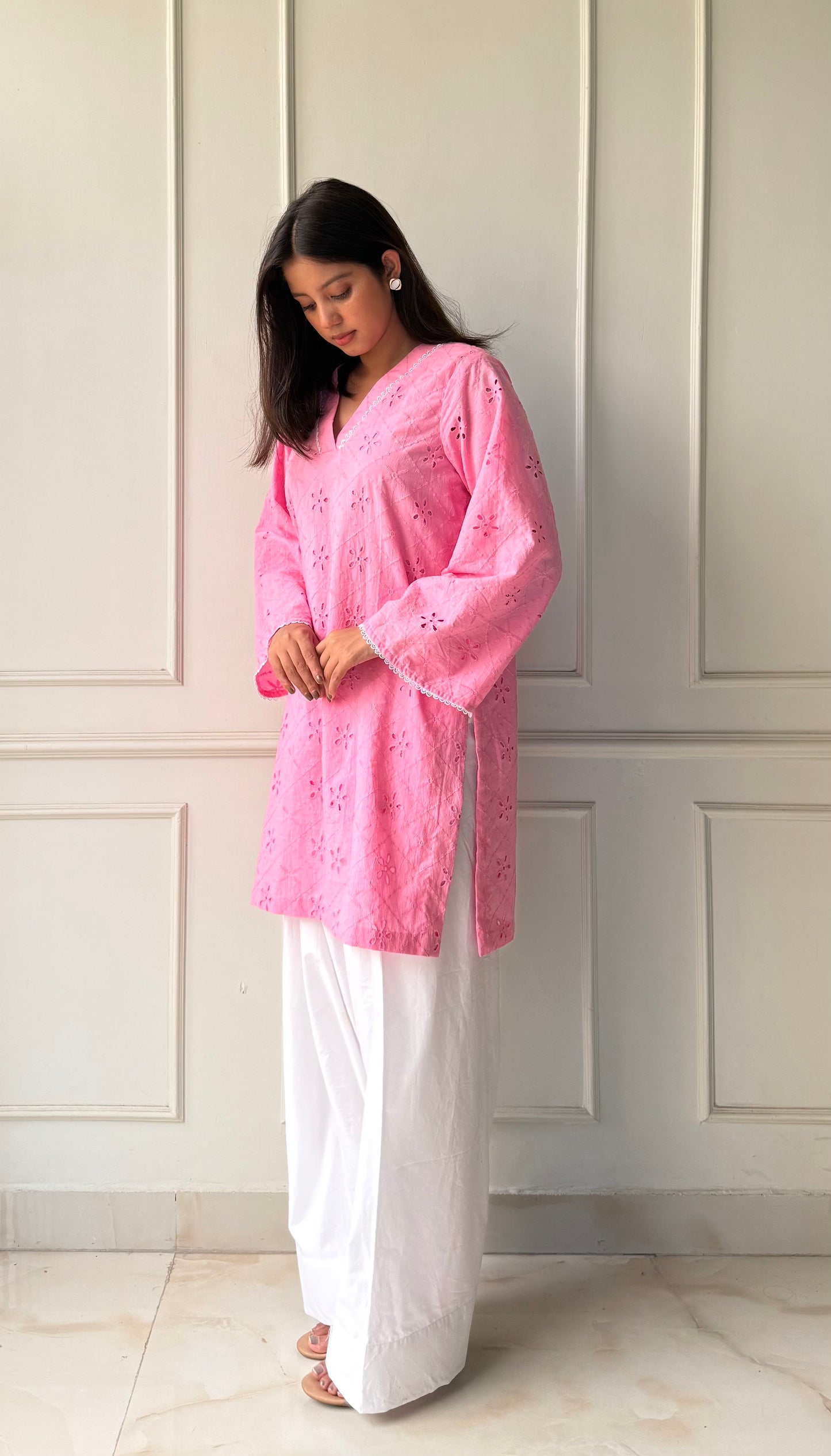 Delicate hakoba kurti with farshi salwar